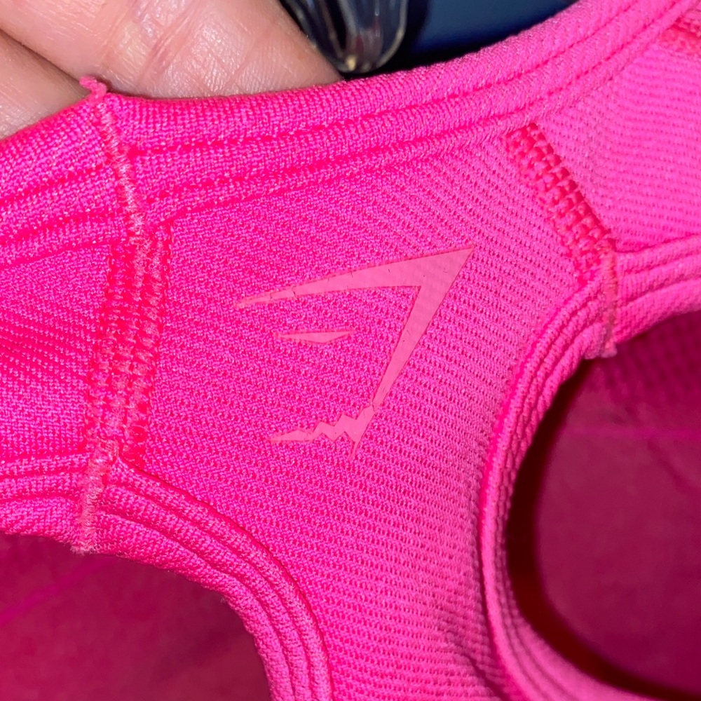 Gymshark Hot Pink XS Crop Top - Picture 5 of 6